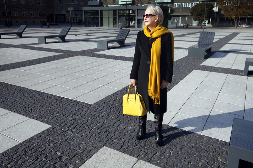 czarny-p%C5%82aszcz14-m-1024x683.jpg